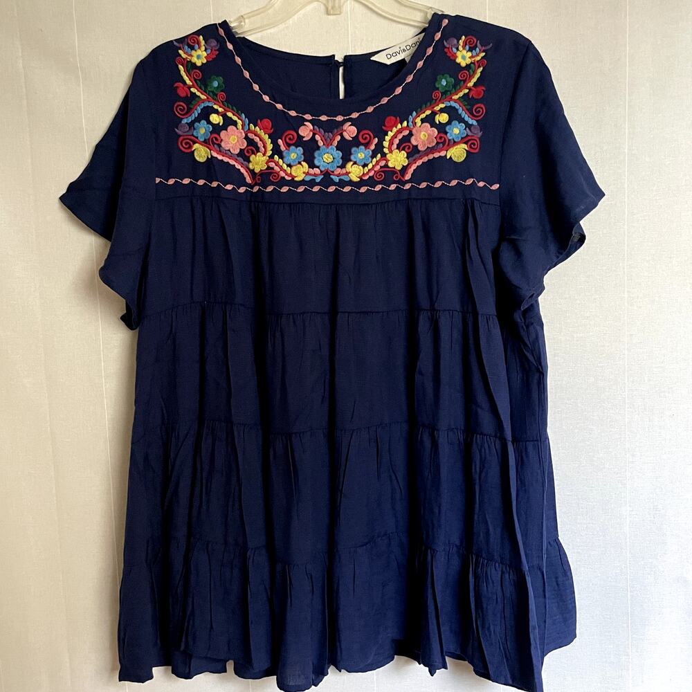 Davi&Dani NWT Boho Embroidered Top Medium Western Cottage